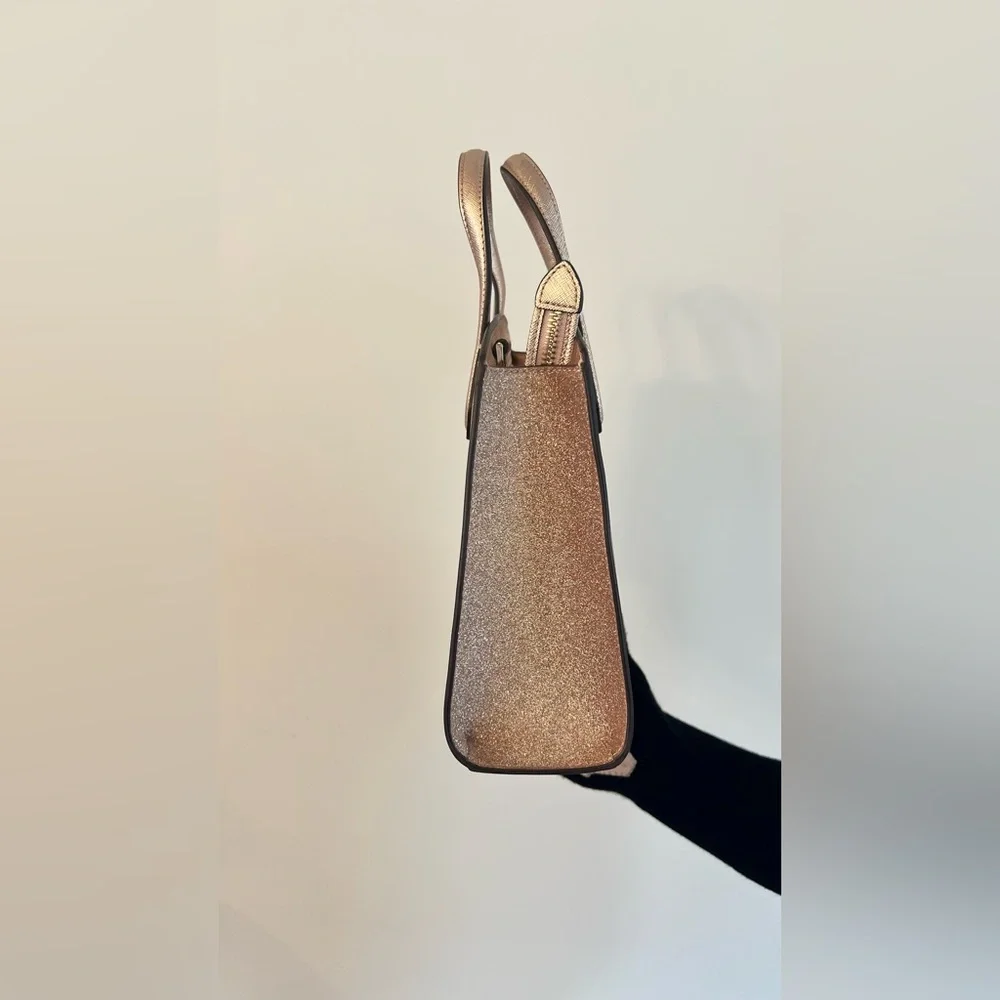 Kate Spade New York Glitter Tinsel Satchel in Pink - Like New R$329